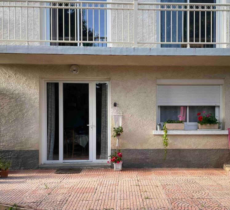 Logement Au Calme Pres D'Aurillac Sansac-de-Marmiesse Dış mekan fotoğraf