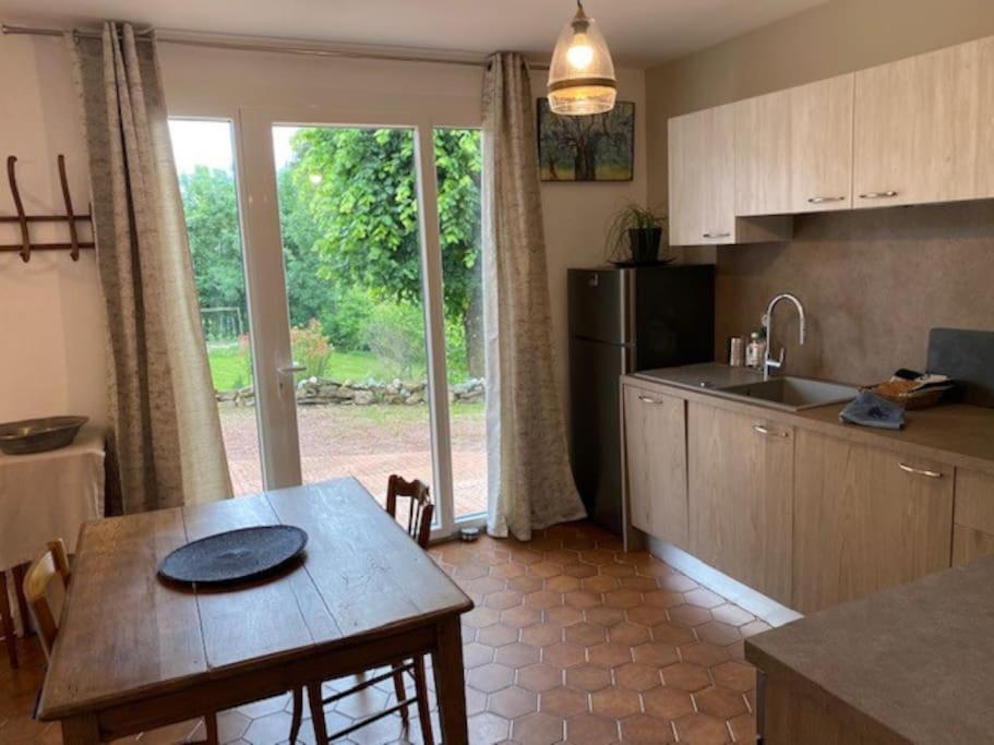 Logement Au Calme Pres D'Aurillac Sansac-de-Marmiesse Dış mekan fotoğraf