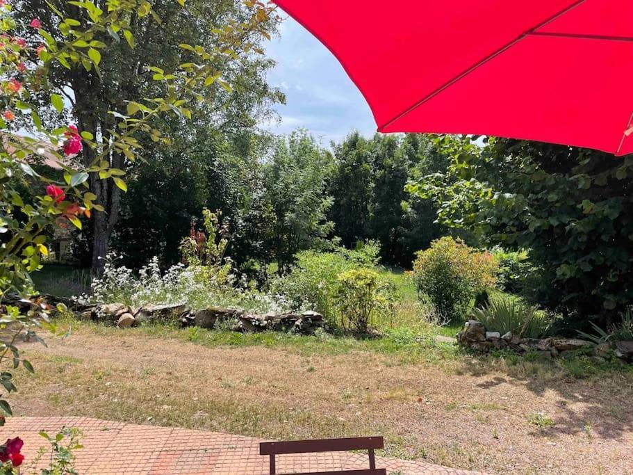 Logement Au Calme Pres D'Aurillac Sansac-de-Marmiesse Dış mekan fotoğraf